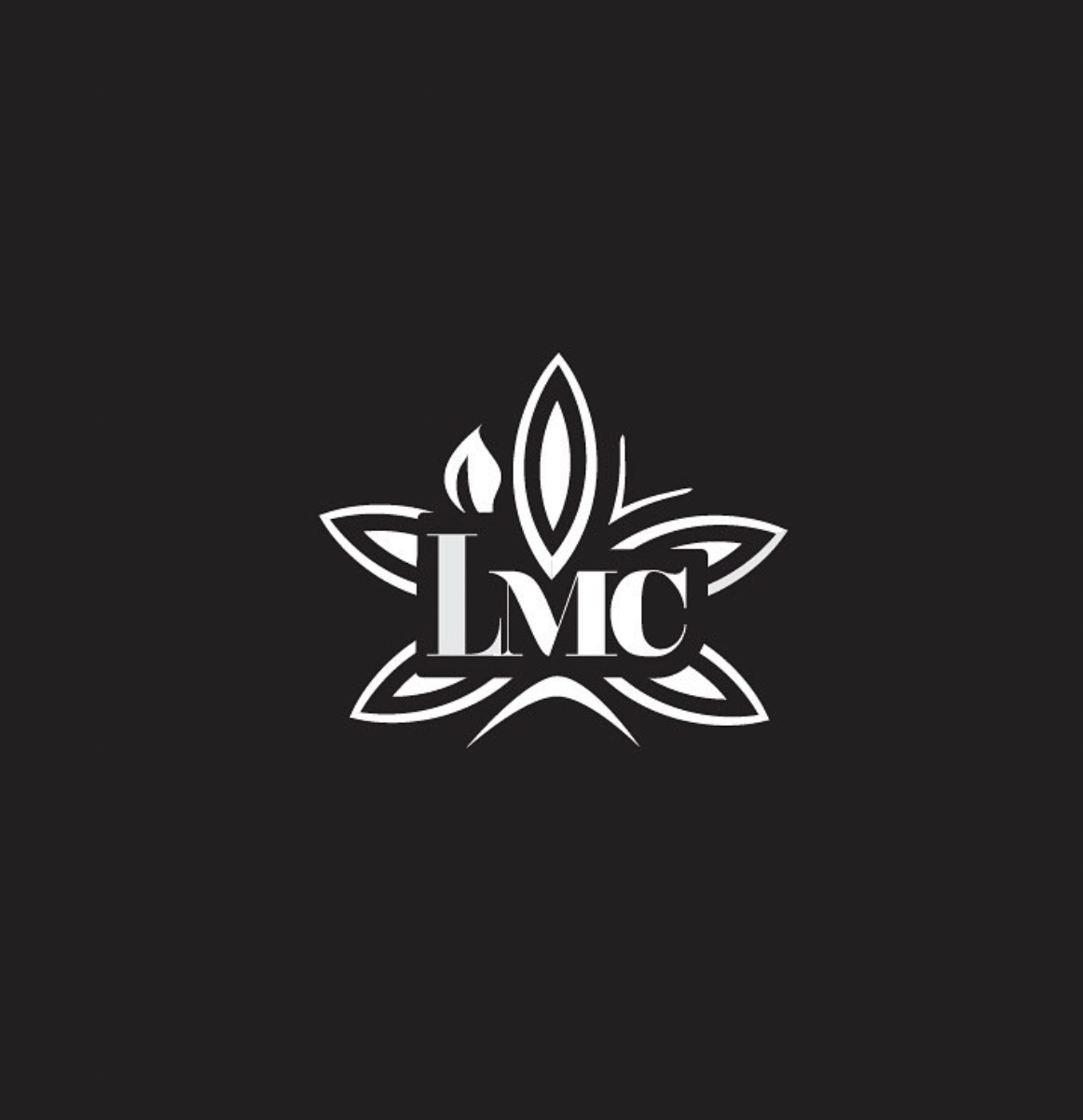 Imagotipo de LMC en blanco y gris sobre fondo negro
