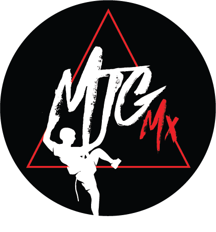 Logo de Montagne MJC Mx con un triángulo rojo y un escalador, sobre un fondo negro redondo
