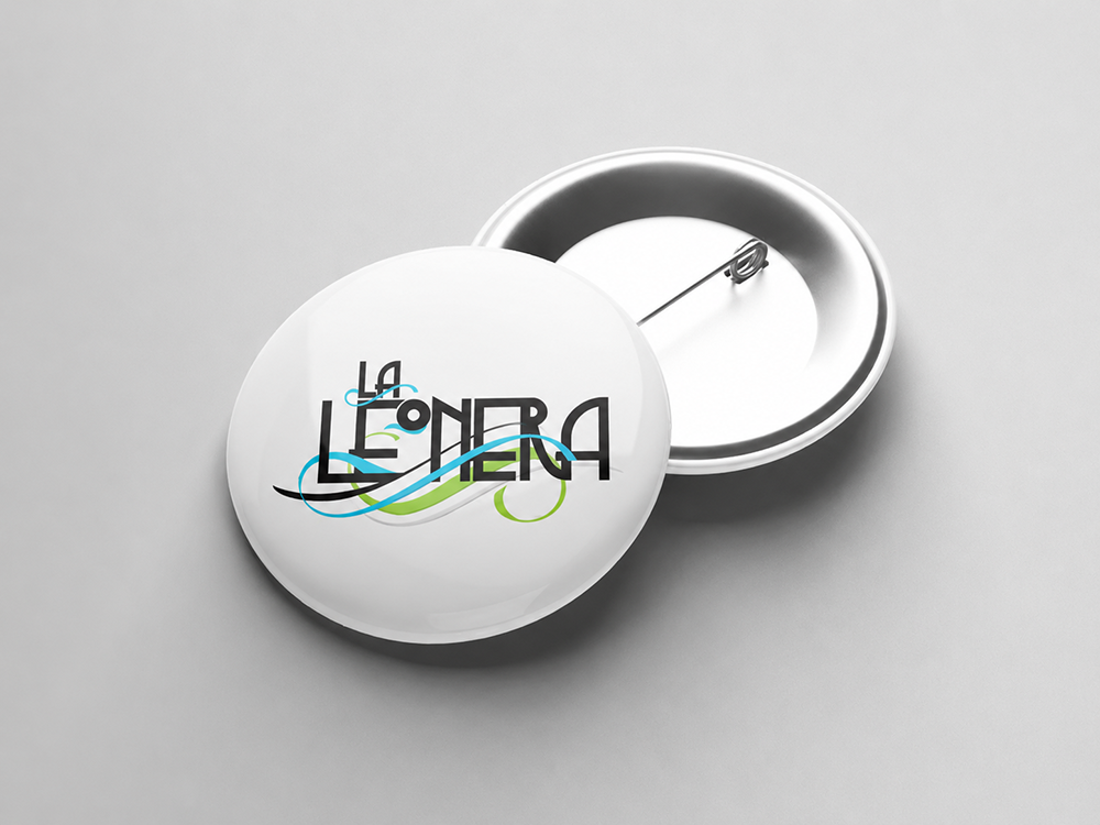 Botón (pin) redondo con el logo de La Leonera